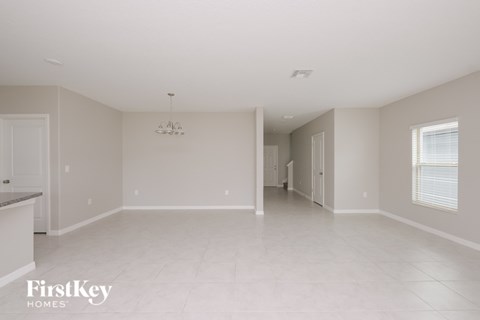 14617 SCOTTBURGH GLEN DRIVE 5 Beds Apartment for Rent
