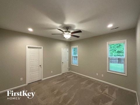 70 Yellow Jacket Ridge 3 Beds Apartment for Rent