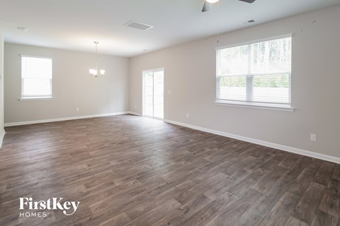 132 Whispering Wood Drive 4 Beds Apartment for Rent