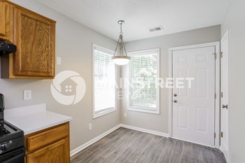 1070 ABERCORN WAY 3 Beds House for Rent - Photo Gallery 7
