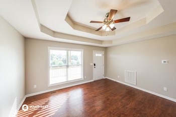1079 HOLT CIRCLE 3 Beds House for Rent - Photo Gallery 5