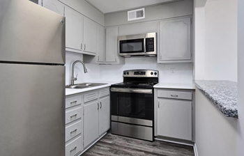2824 Rhodes Circle 1 Bed Apartment for Rent - Photo Gallery 2