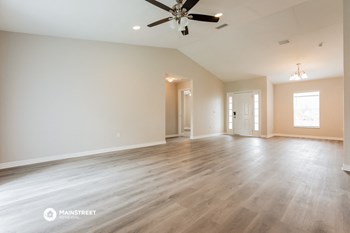 1586 Helvenston St 3 Beds House for Rent - Photo Gallery 4