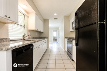 21044 BAFFIN 3 Beds House for Rent - Photo Gallery 6