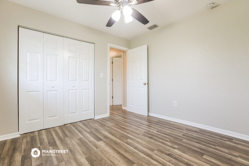 the spacious living room of our studio apartments at hammock ridge affordable housing
