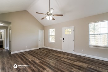 7525 Christopher St 3 Beds House for Rent - Photo Gallery 3