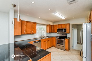 819 CAROLINA AVE 3 Beds House for Rent - Photo Gallery 6