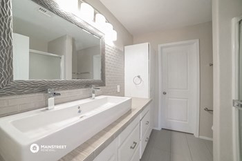 3782 E Felix Blvd 4 Beds House for Rent - Photo Gallery 10