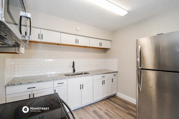 9412 NORFOLK BLVD 3 Beds House for Rent - Photo Gallery 5