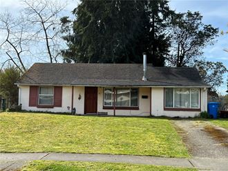 817 Northeast 190Th Street 3 Beds Apartment for Rent