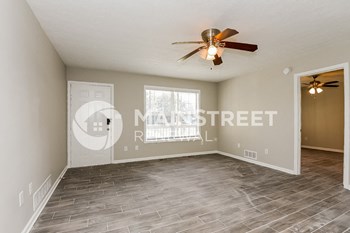 85 PEYTON Lane 3 Beds House for Rent - Photo Gallery 3