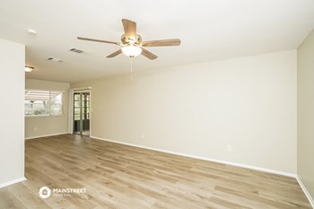 418 SW Belmont Cir 3 Beds House for Rent - Photo Gallery 4