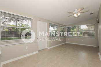 900 Beaverdale Ln 3 Beds House for Rent - Photo Gallery 3