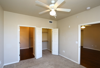 5200 Graceland Drive 1-2 Beds Apartment, Affordable for Rent - Photo Gallery 29