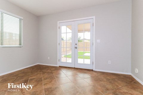 25795 W TWILIGHT Lane 3 Beds Apartment for Rent