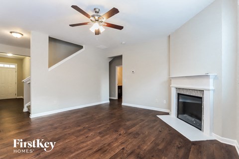 3163 SE Lilac Creek Trail 5 Beds Apartment for Rent