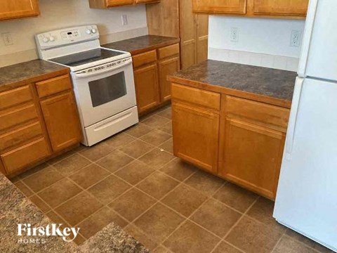 2260 Jade Avenue 3 Beds Apartment for Rent