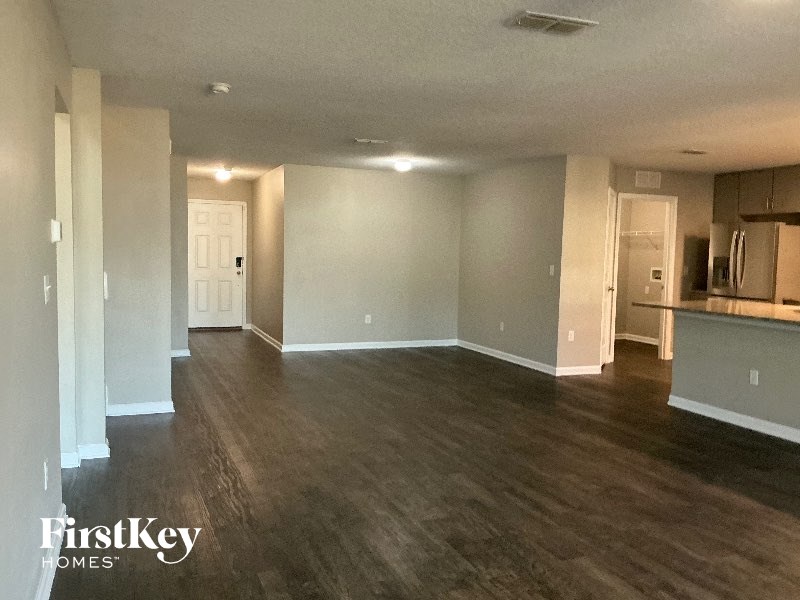 3031 GREYWOOD LANE 5 Beds House for Rent - Photo Gallery 5