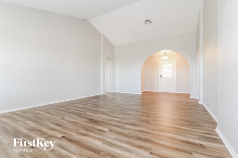 6543 W KINGS Avenue 3 Beds Apartment for Rent