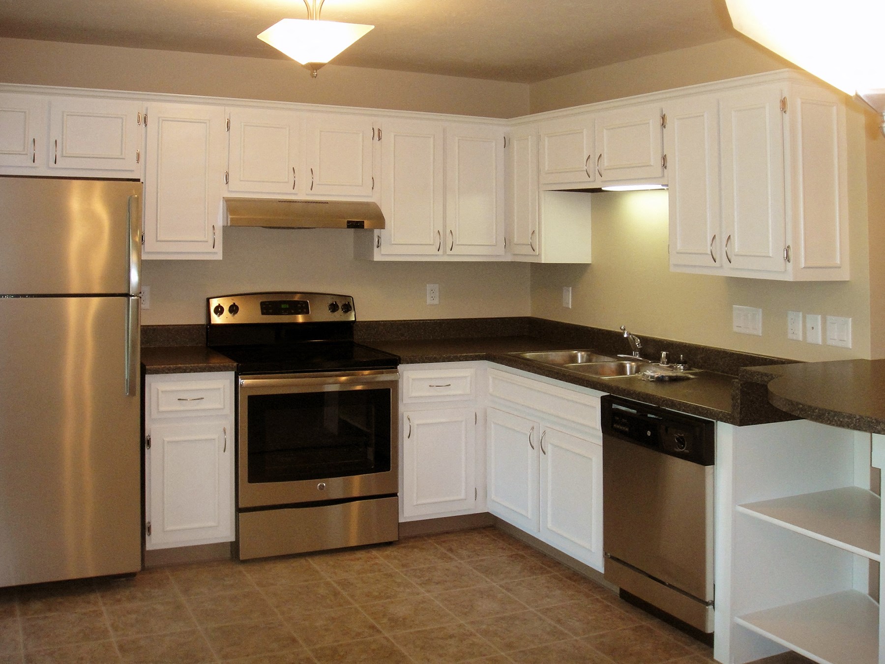 Southbrook Apartments is a similar property to Fairway Apartments located in Manitowoc