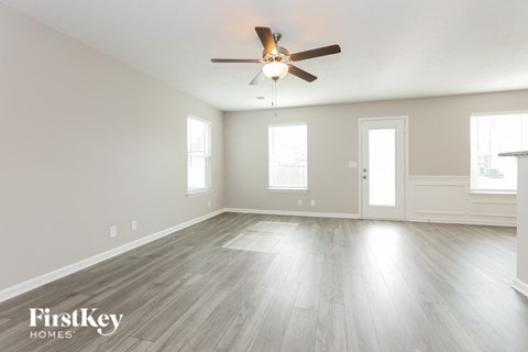 2230 Oak Drive 3 Beds Apartment for Rent