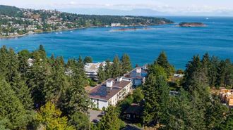 2550 Departure Bay Road 1 Bed Apartment for Rent