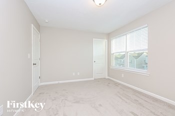 2116 Preserve Circle 3 Beds House for Rent - Photo Gallery 11