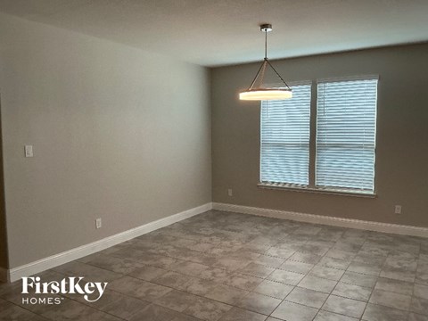 2501 Walker Avenue 4 Beds Apartment for Rent