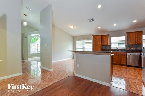 3321 HEATH DRIVE 4 Beds Apartment for Rent