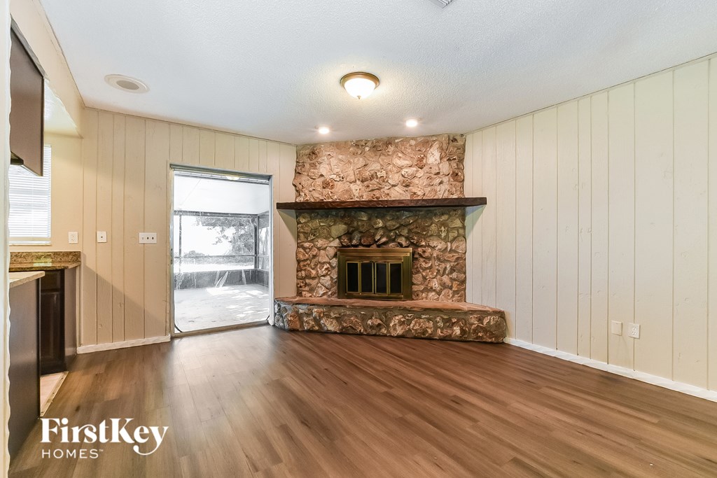 409 SEVILLE AVENUE 4 Beds House for Rent - Photo Gallery 2