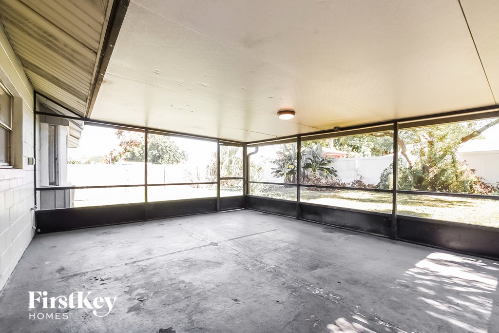 409 SEVILLE AVENUE 4 Beds House for Rent - Photo Gallery 8