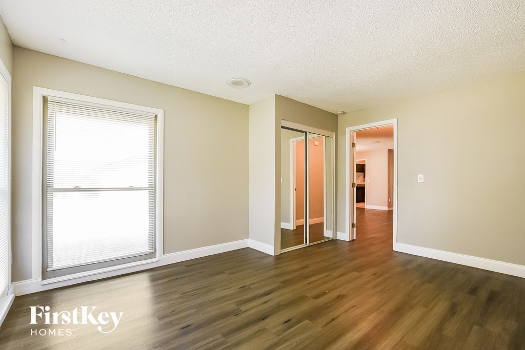 409 SEVILLE AVENUE 4 Beds House for Rent - Photo Gallery 16