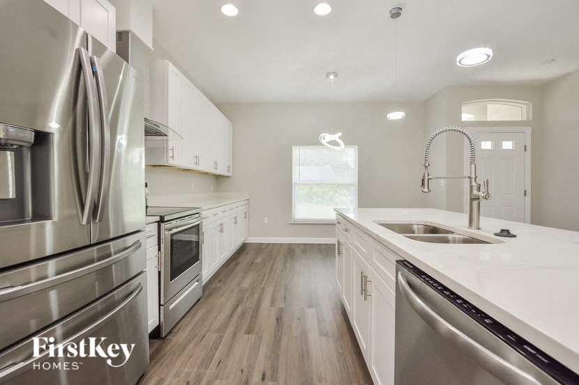 1175 ADAMS STREET 3 Beds House for Rent - Photo Gallery 8