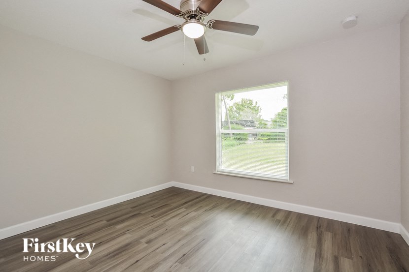 1175 ADAMS STREET 3 Beds House for Rent - Photo Gallery 12