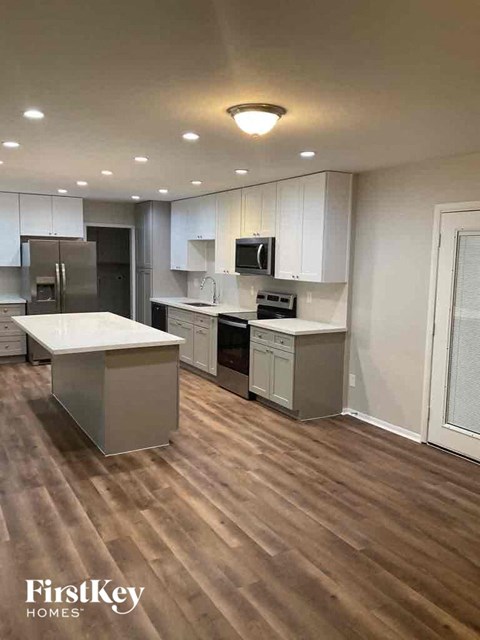 3842 W Cheryl Drive 4 Beds Apartment for Rent