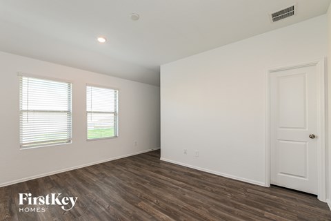 18446 Summit Ranch Drive 3 Beds Apartment for Rent