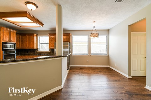 3509 Del Sur St 4 Beds Apartment for Rent