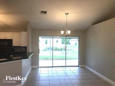 3707 7Th Street W 3 Beds Apartment for Rent