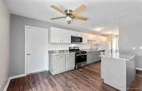 240 Bristol Way 2 Beds Apartment for Rent