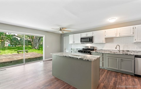 240 Bristol Way 2 Beds Apartment for Rent