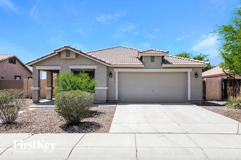 7221 W Marlette Avenue 3 Beds Apartment for Rent
