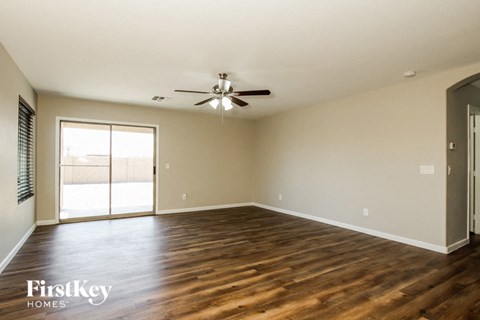 7221 W Marlette Avenue 3 Beds Apartment for Rent