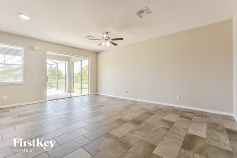 733 Wildflower Road 5 Beds Apartment for Rent