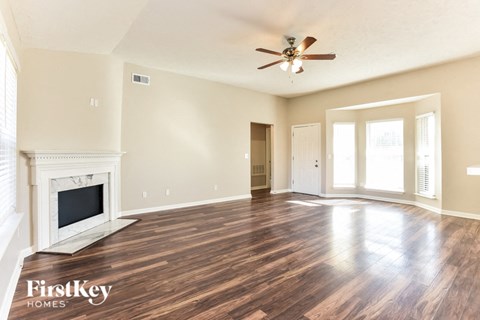 892 Lavergne Lane 3 Beds Apartment for Rent