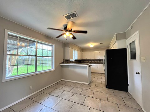3924 Wickersham 3 Beds Apartment for Rent