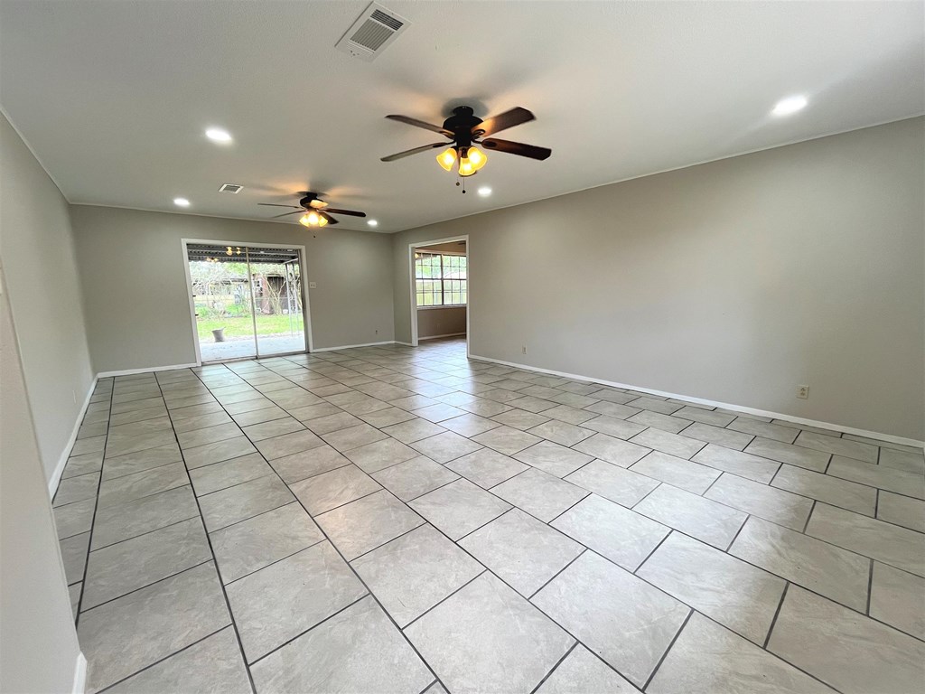 3924 Wickersham 3 Beds House for Rent - Photo Gallery 15