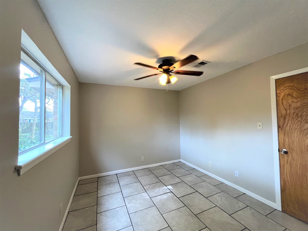 3924 Wickersham 3 Beds House for Rent - Photo Gallery 26