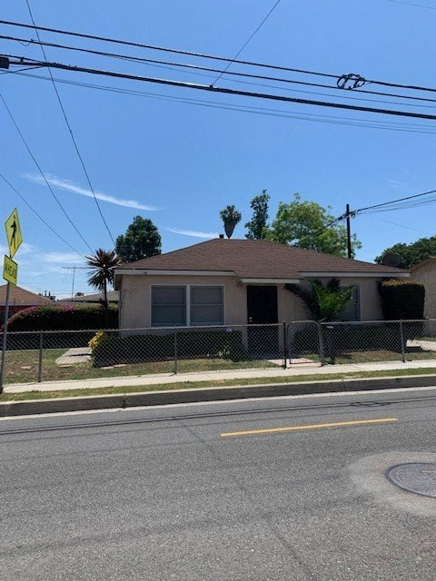 16112 Firmona Ave. 2 Beds Apartment for Rent