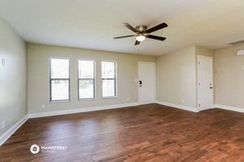 609 SE 25th Ter 3 Beds House for Rent - Photo Gallery 4