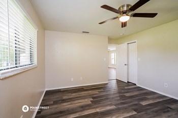 609 SE 25th Ter 3 Beds House for Rent - Photo Gallery 10